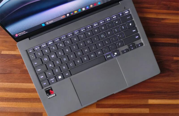Обзор Asus Zenbook A14: ультралёгкого ноутбука с автономностью 24 часа