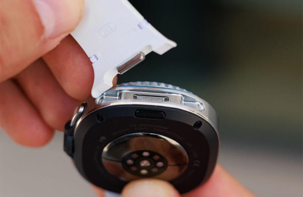 Обзор Samsung Galaxy Watch 8 Classic: классических умных часов с вращающимся безелем