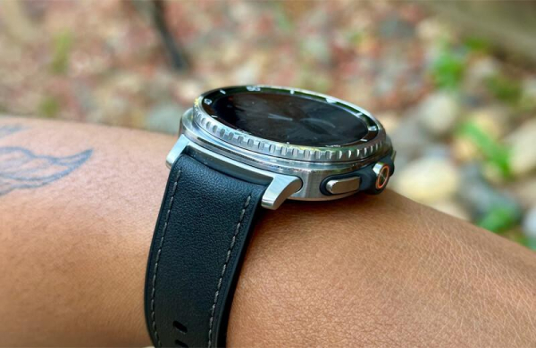 Обзор Samsung Galaxy Watch 8 Classic: классических умных часов с вращающимся безелем