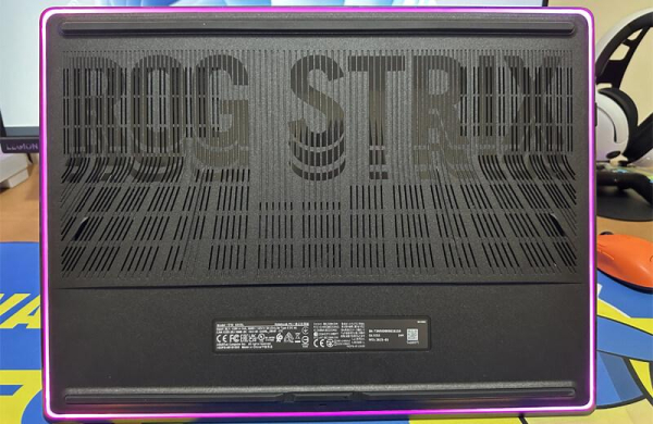 Обзор Asus ROG Strix Scar 18 (2025): невероятно мощного игрового ноутбука с RTX 5090