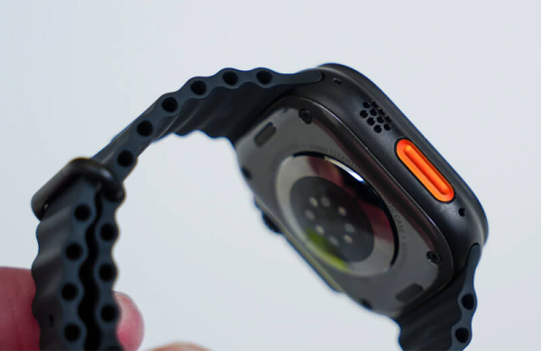 Обзор Apple Watch Ultra 3: ультра-роскошных умных часов по цене iPhone