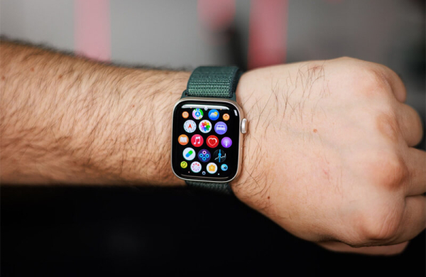 Обзор Apple Watch SE 3: третьих и самых доступных смарт-часов компании Обзор Apple Watch SE 3: третьих и самых доступных смарт-часов компании