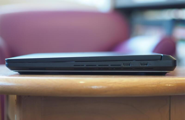 Обзор Asus ROG Strix Scar 18 (2025): невероятно мощного игрового ноутбука с RTX 5090