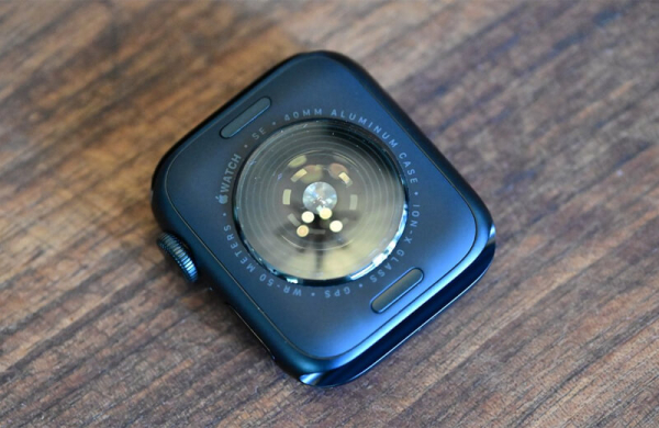 Обзор Apple Watch SE 3: третьих и самых доступных смарт-часов компании Обзор Apple Watch SE 3: третьих и самых доступных смарт-часов компании