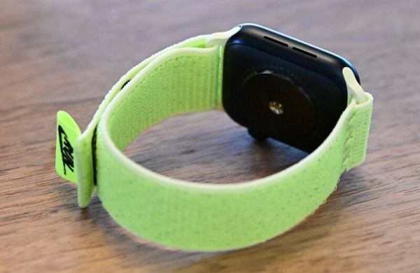 Обзор Apple Watch SE 3: третьих и самых доступных смарт-часов компании Обзор Apple Watch SE 3: третьих и самых доступных смарт-часов компании