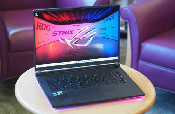 Обзор Asus ROG Strix Scar 18 (2025): невероятно мощного игрового ноутбука с RTX 5090