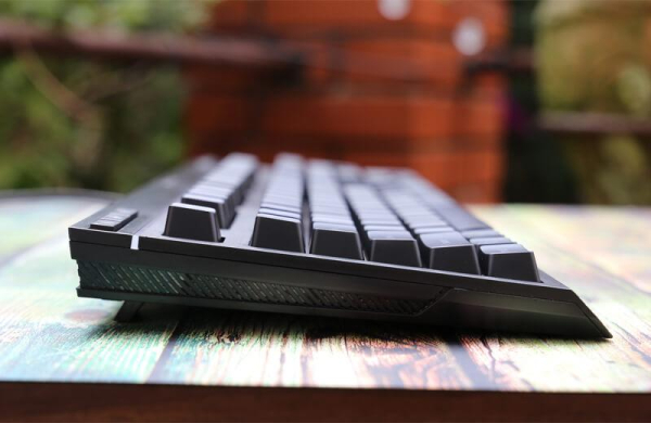 Обзор HyperX Alloy Core RGB: выгодной игровой клавиатуры с красочной подсветкой