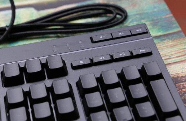 Обзор HyperX Alloy Core RGB: выгодной игровой клавиатуры с красочной подсветкой