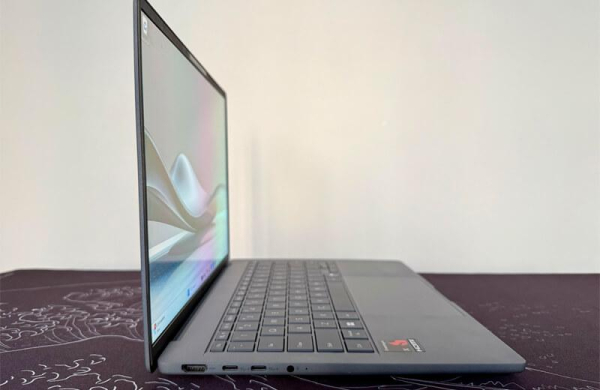 Обзор Asus Zenbook A14: ультралёгкого ноутбука с автономностью 24 часа